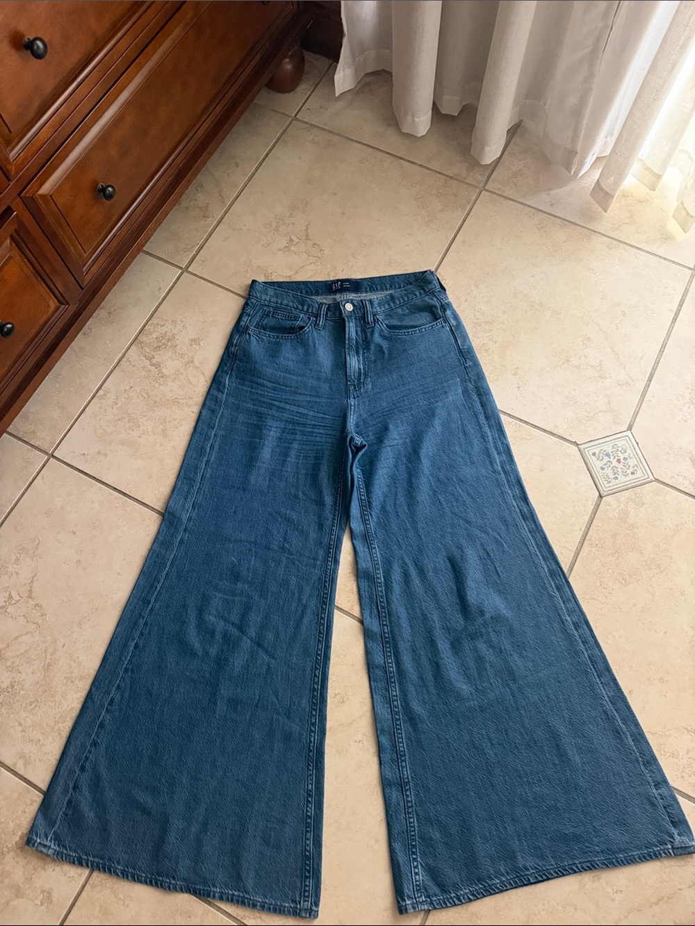 GAP Ultra Wide medium indigo palazzo Jeans
